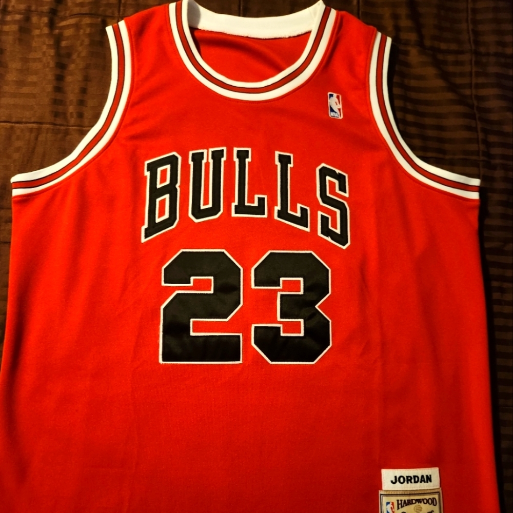 Michael Jordan #23 Chicago Bulls Jersey